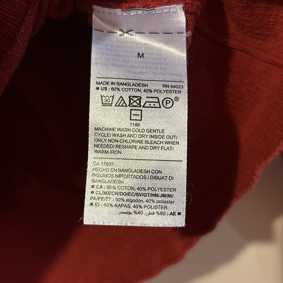 Old Navy Crewneck Sweater - Picture 4 of 4